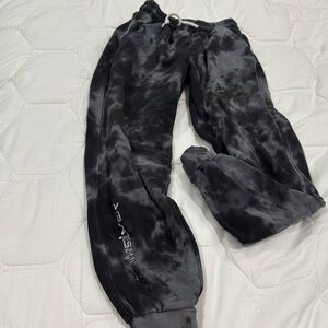 Quiksilver Black Tie-Dye Joggers s worn